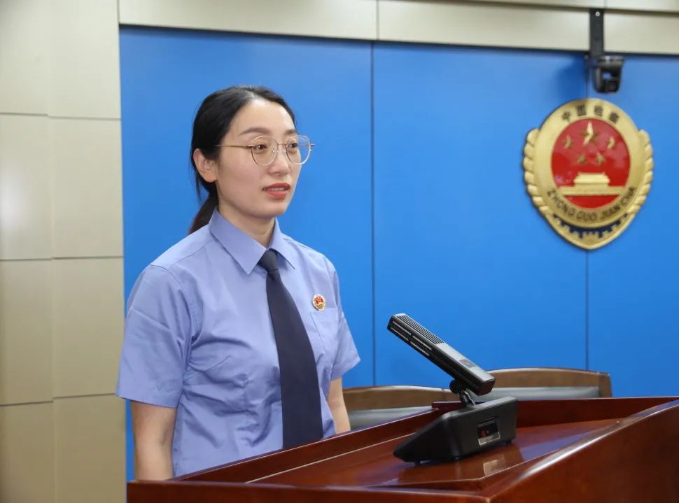 以责任之心赢人民信任优秀党员代表袁雅雯在庆祝建党101周年大会上的