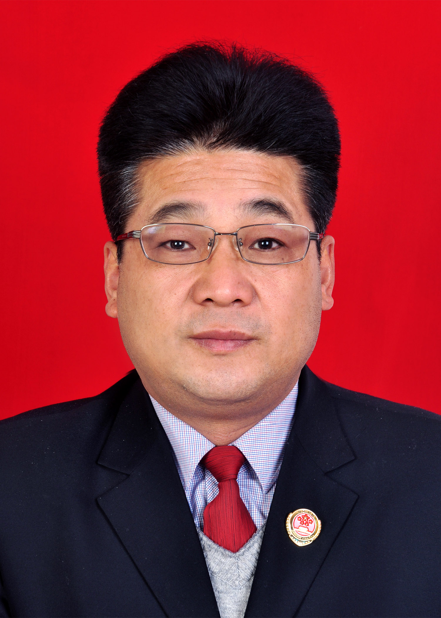 吕仲信,男,汉族,1966年 月出生,陕西韩城人,现任韩城市人民检察院党组