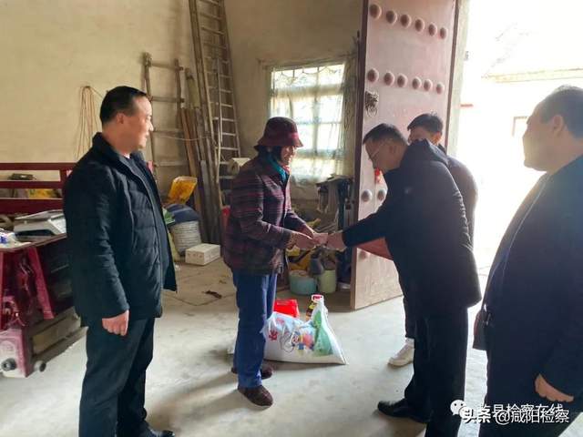 https://p6-tt-ipv6.byteimg.com/img/pgc-image/98720513fd1f4315a29d8f374810486f~tplv-tt-shrink:640:0.image